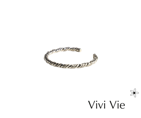 Timless twisted  sterling silver cuff braclet