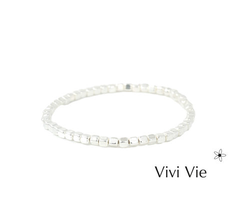 Sterling Silver cubes, A versatile  braclet with  modernity.