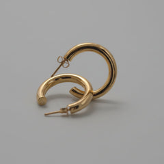 Vivi Vie Classic Gold Hoop Earrings