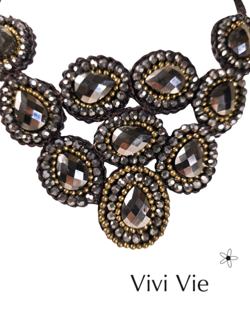 Statement glamour