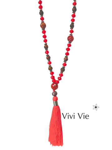 Tassel Statment Illuminate