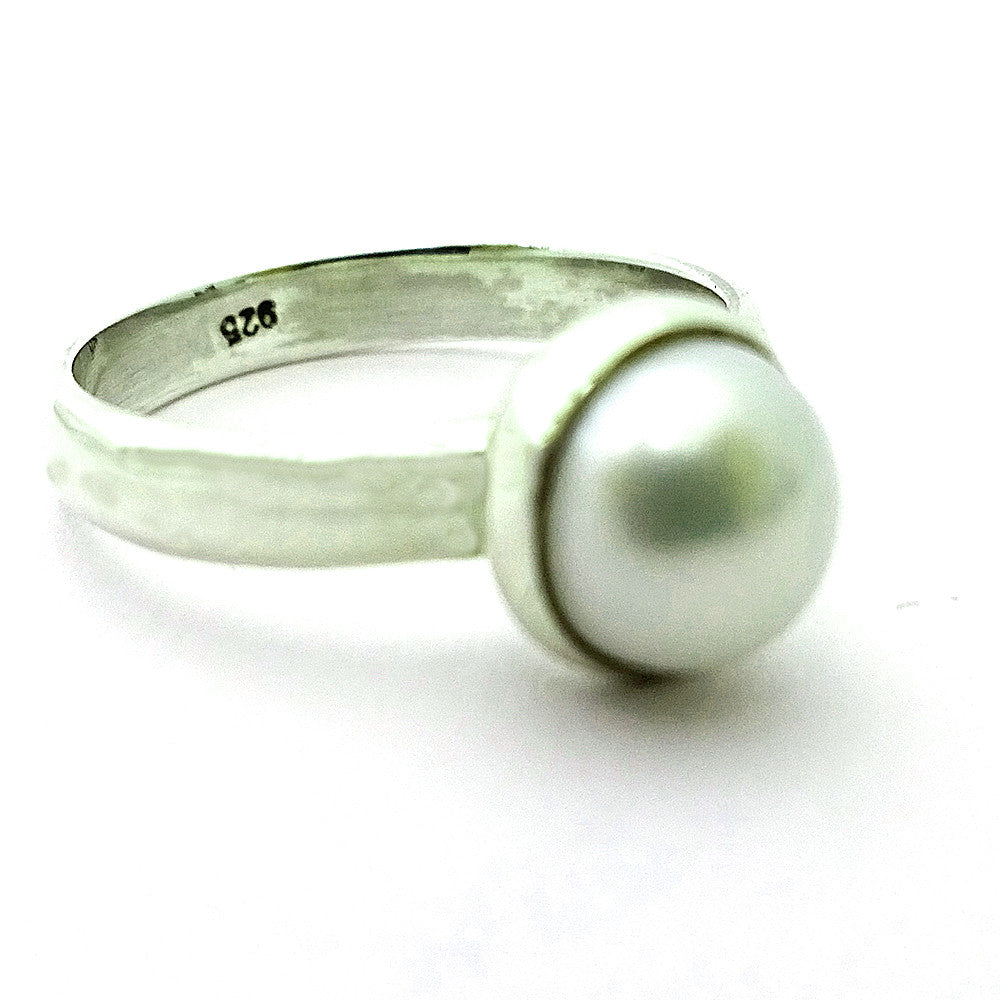 Silver 925 Sterling Silver and Pearl Ring